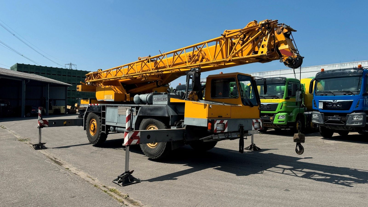 Liebherr LTM 1025 Mobilkran 40m Doppelklappspitze - Автоманипулятор: фото 1 Liebherr LTM 1025 Mobilkran 40m Doppelklappspitze - Автоманипулятор: фото 1