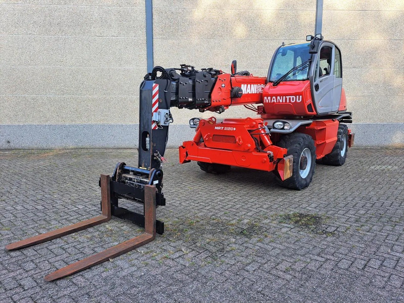Manitou MRT 2150+ Privilege All-Terrain Rotating Telehandler (2015) - Телескопический погрузчик: фото 1 Manitou MRT 2150+ Privilege All-Terrain Rotating Telehandler (2015) - Телескопический погрузчик: фото 1