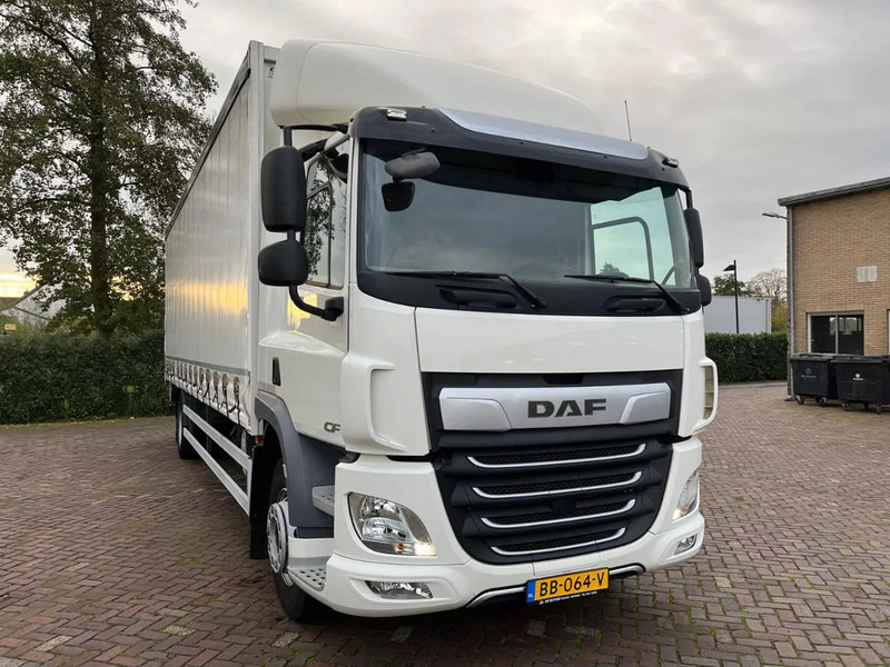 DAF CF 320 FA - Тентованный грузовик: фото 4 DAF CF 320 FA - Тентованный грузовик: фото 4