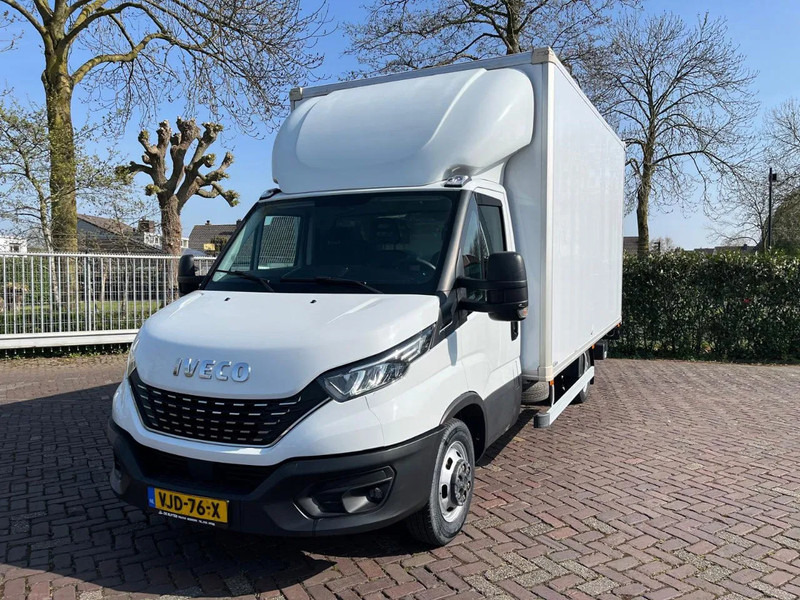 Iveco Daily 35C16 Laadklep (15 diverse modellen op voorraad) - Фургон с закрытым кузовом: фото 1 Iveco Daily 35C16 Laadklep (15 diverse modellen op voorraad) - Фургон с закрытым кузовом: фото 1