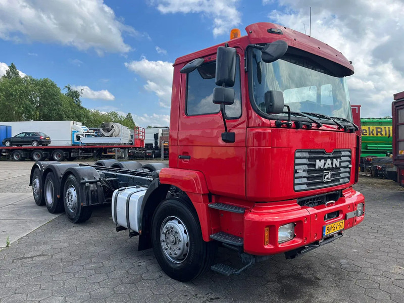 MAN TGA 35.410 EURO 3 MANUAL - Грузовик-шасси: фото 1 MAN TGA 35.410 EURO 3 MANUAL - Грузовик-шасси: фото 1