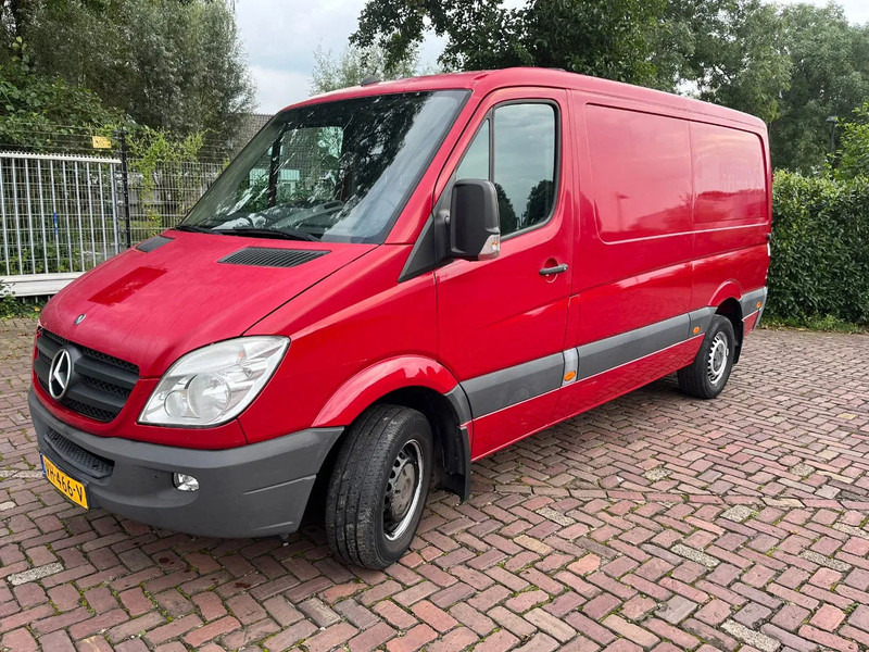 Mercedes-Benz Sprinter 313 CDI L2H1 - Цельнометаллический фургон: фото 1 Mercedes-Benz Sprinter 313 CDI L2H1 - Цельнометаллический фургон: фото 1