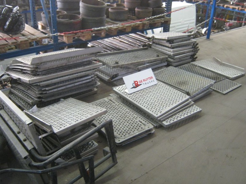 DAF BORDES PLATEN EN ALUMINIUM DELEN - Запчасти: фото 2 DAF BORDES PLATEN EN ALUMINIUM DELEN - Запчасти: фото 2