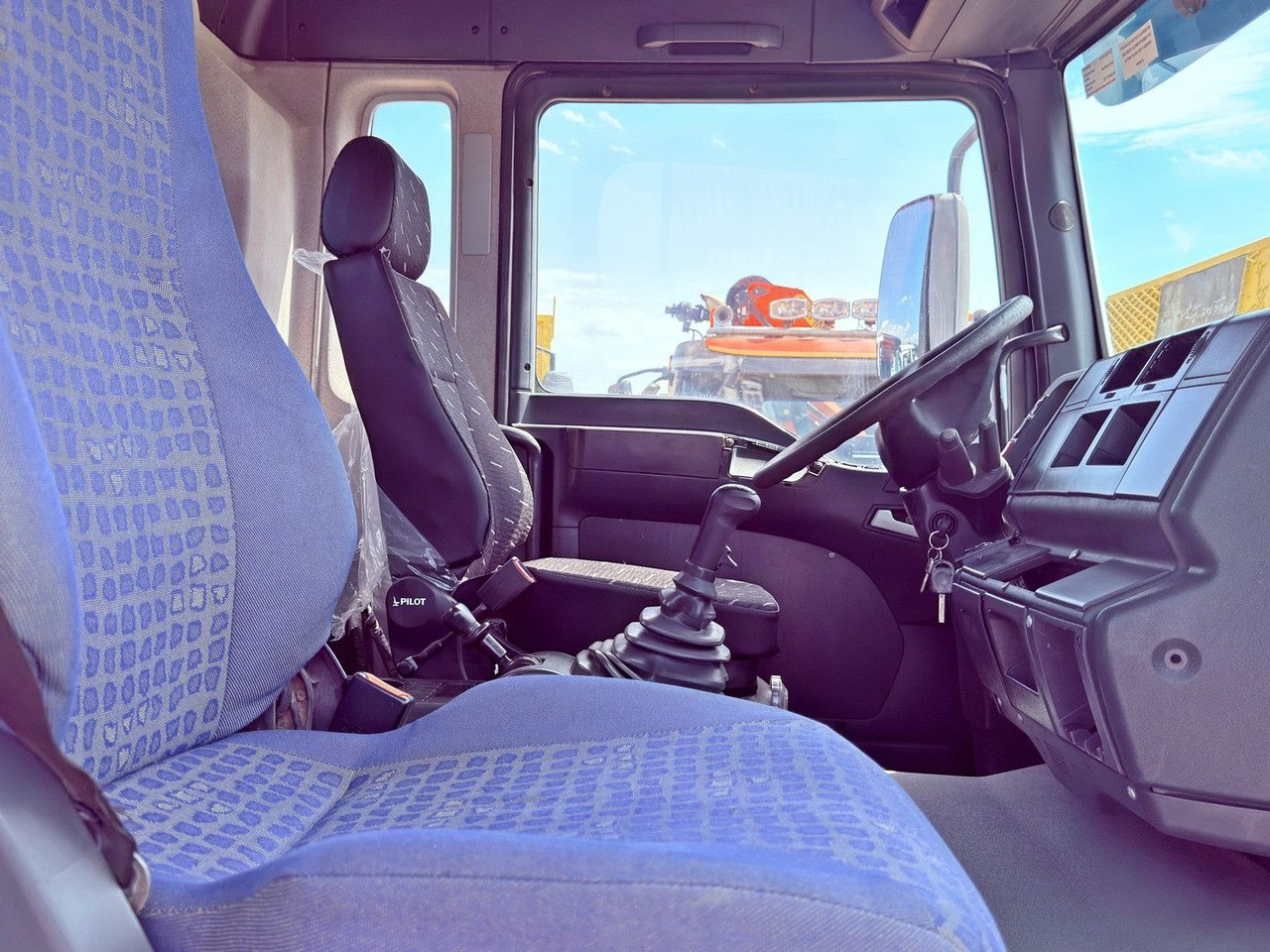 MAN TGA 33.360 * KIPPER 5,20 m + BORDMATIC / 6x4*TOP в лизинг MAN TGA 33.360 * KIPPER 5,20 m + BORDMATIC / 6x4*TOP: фото 11