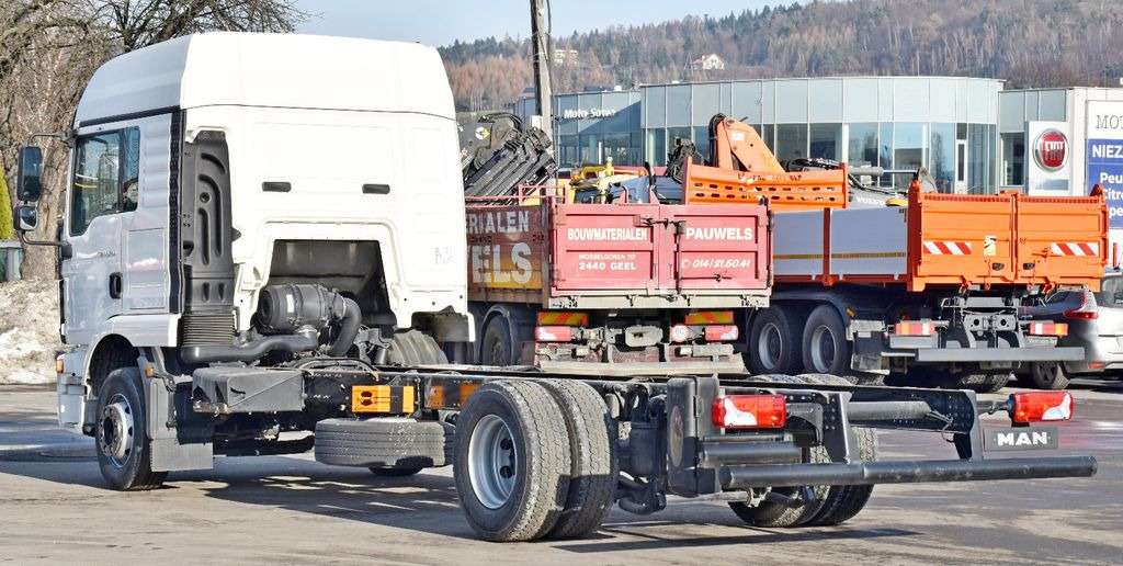 MAN TGM 12.290* FAHRGESTELL 6,30 m * TOPZUSTAND - Грузовик-шасси: фото 4 MAN TGM 12.290* FAHRGESTELL 6,30 m * TOPZUSTAND - Грузовик-шасси: фото 4
