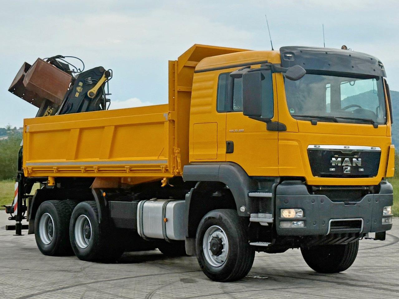 MAN TGS 33.480*KIPPER 5,10m * EPSILON E165Z76* 6x6 MAN TGS 33.480*KIPPER 5,10m * EPSILON E165Z76* 6x6 - Автоманипулятор, Самосвал: фото 3 MAN TGS 33.480*KIPPER 5,10m * EPSILON E165Z76* 6x6 MAN TGS 33.480*KIPPER 5,10m * EPSILON E165Z76* 6x6 - Автоманипулятор, Самосвал: фото 3