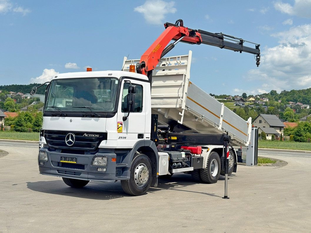 Mercedes-Benz ACTROS 2536* KIPPER 5,30m * PK 15500 + FUNK* TOP - Автоманипулятор: фото 2 Mercedes-Benz ACTROS 2536* KIPPER 5,30m * PK 15500 + FUNK* TOP - Автоманипулятор: фото 2