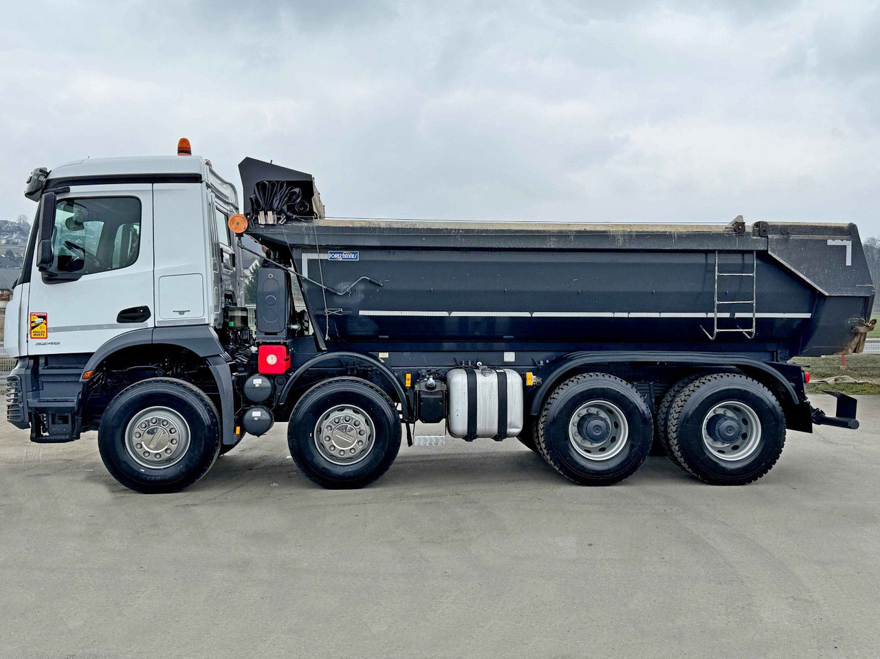 Mercedes-Benz AROCS 3246* KIPPER / 8x4 * TOPZUSTAND - Самосвал: фото 5 Mercedes-Benz AROCS 3246* KIPPER / 8x4 * TOPZUSTAND - Самосвал: фото 5