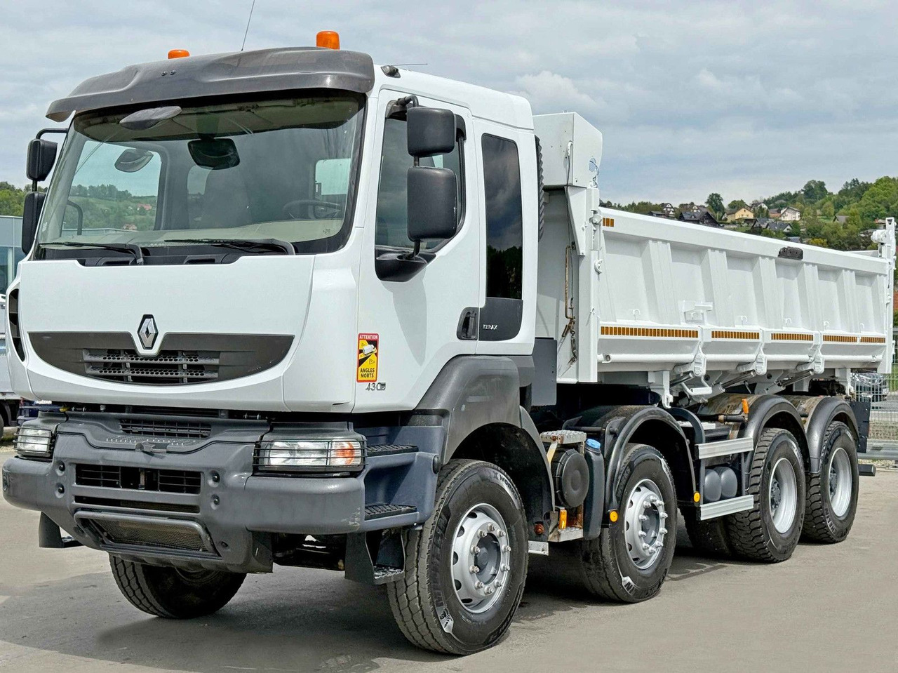 Renault KERAX 430 DXI * KIPPER 6,00 m / 8x4 * TOP - Самосвал, Автоманипулятор: фото 2 Renault KERAX 430 DXI * KIPPER 6,00 m / 8x4 * TOP - Самосвал, Автоманипулятор: фото 2