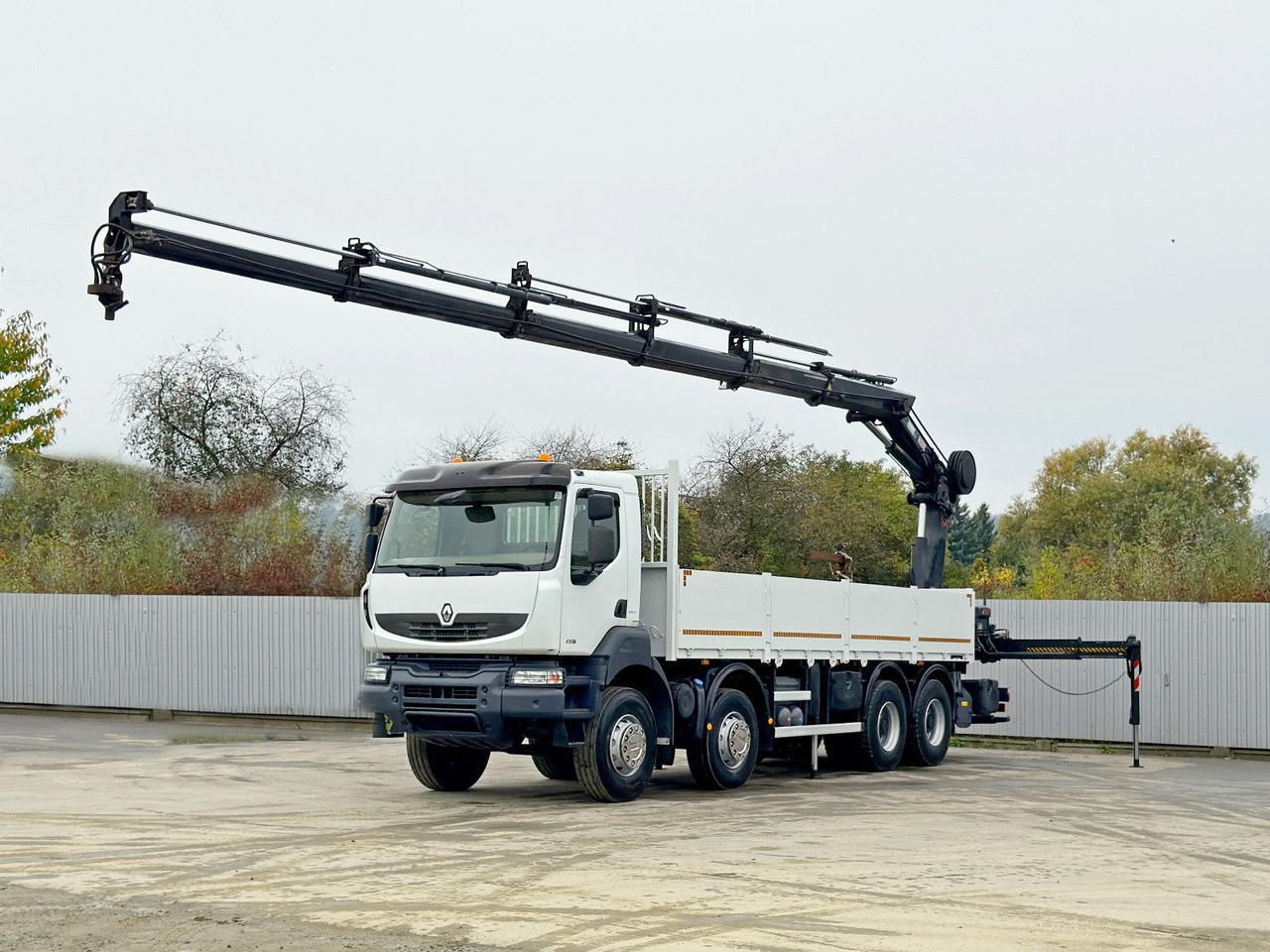 Renault KERAX 430 * HIAB 211 EP-5 HIDUO /FUNK *8x4 - Автоманипулятор: фото 2 Renault KERAX 430 * HIAB 211 EP-5 HIDUO /FUNK *8x4 - Автоманипулятор: фото 2