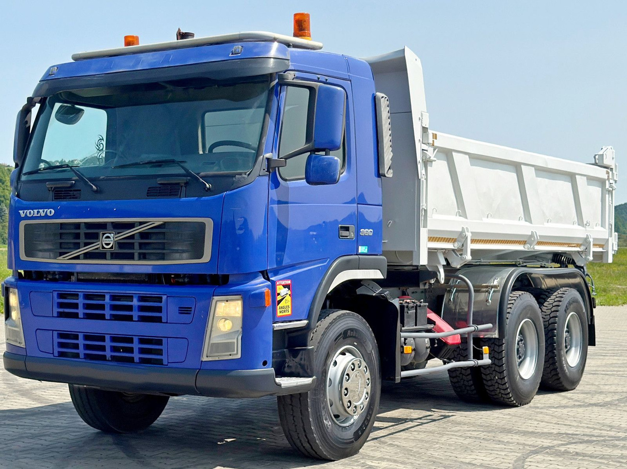 Volvo FM 380 Kipper 5,20 m + BORDMATIC / 6x4 - Самосвал, Автоманипулятор: фото 5 Volvo FM 380 Kipper 5,20 m + BORDMATIC / 6x4 - Самосвал, Автоманипулятор: фото 5