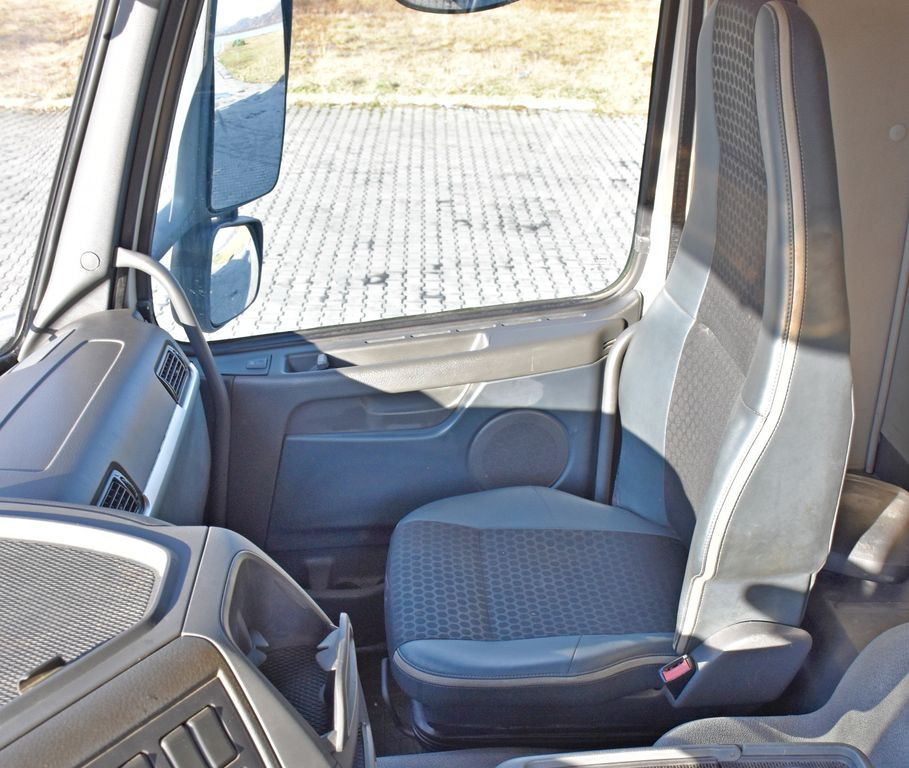 Самосвал, Автоманипулятор Volvo FM 410 * HIAB 166 E-4 HIDUO /FUNK *6x4 Volvo FM 410 * HIAB 166 E-4 HIDUO /FUNK *6x4: фото 11