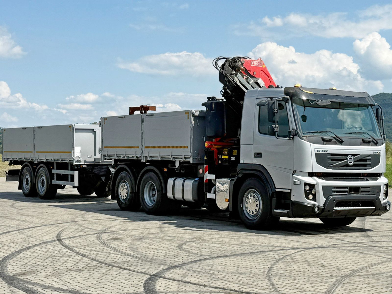 Volvo FMX 420* FASSI F275.2.25 + FUNK + Anhänger / TOP - Самосвал, Автоманипулятор: фото 4 Volvo FMX 420* FASSI F275.2.25 + FUNK + Anhänger / TOP - Самосвал, Автоманипулятор: фото 4