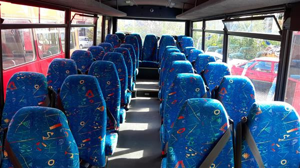 2004 Mercedes 33 seat dual purpose minicoach - Пригородный автобус: фото 3 2004 Mercedes 33 seat dual purpose minicoach - Пригородный автобус: фото 3