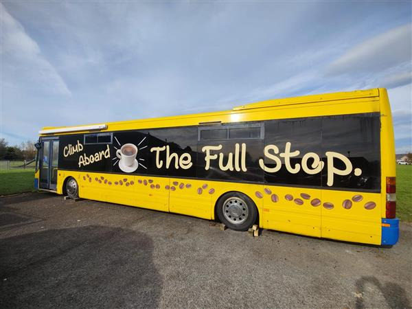 Optare single decker meeting place - Двухэтажный автобус: фото 1 Optare single decker meeting place - Двухэтажный автобус: фото 1