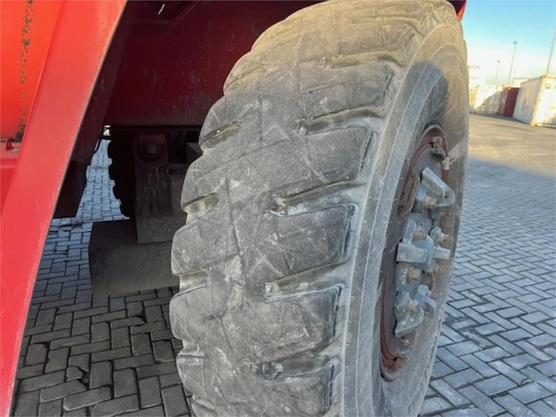 Kalmar DRG450-75S6HCXS - Ричстакер: фото 5 Kalmar DRG450-75S6HCXS - Ричстакер: фото 5