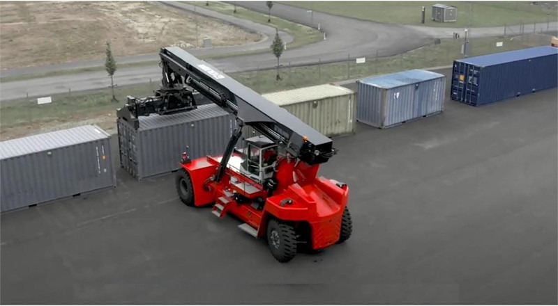 Kalmar DRU450-62S5 - Ричстакер: фото 2 Kalmar DRU450-62S5 - Ричстакер: фото 2