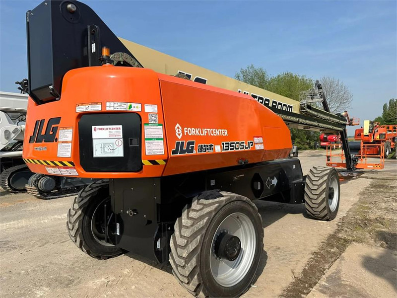 JLG 1350SJP - Погрузочно-разгрузочная техника: фото 2 JLG 1350SJP - Погрузочно-разгрузочная техника: фото 2