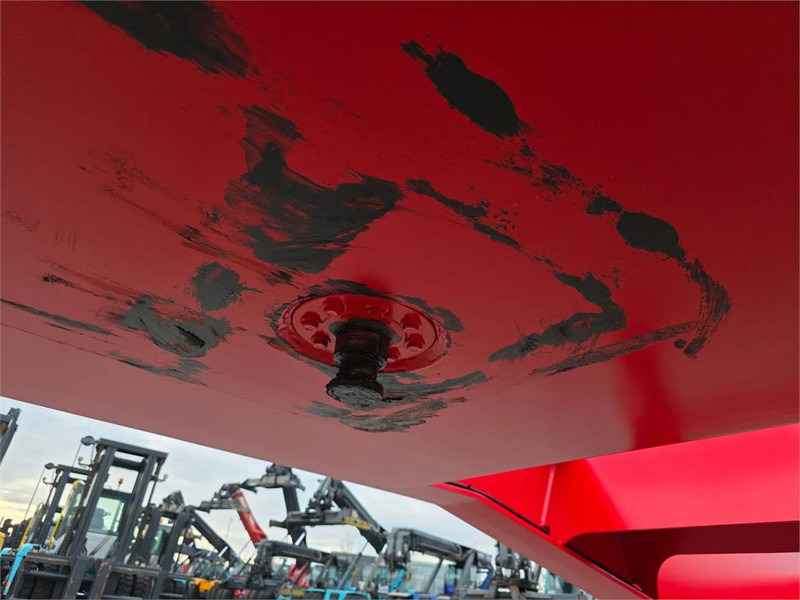 Novatech Terminal Trailer TT 65T 45FT в лизинг Novatech Terminal Trailer TT 65T 45FT: фото 15