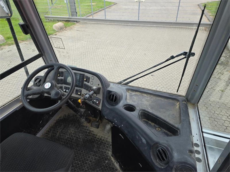 Терминальный тягач Terberg YT223: фото 15