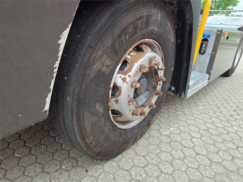 Терминальный тягач Terberg YT223: фото 14