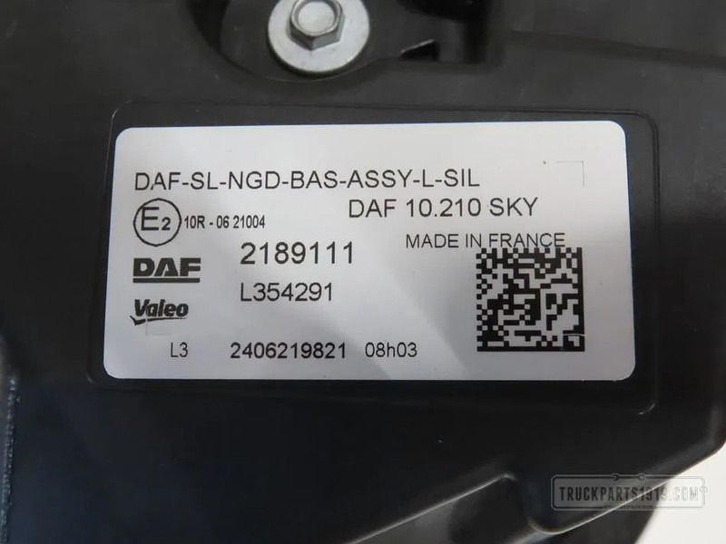 DAF 2189111 Lighting Skylight Li. XG - Свет/ Освещение для Грузовиков: фото 2 DAF 2189111 Lighting Skylight Li. XG - Свет/ Освещение для Грузовиков: фото 2