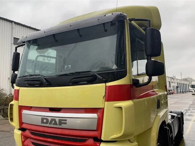 DAF CF Sleeper Cab L2 H1 Euro6 - Кабина и интерьер для Грузовиков: фото 1 DAF CF Sleeper Cab L2 H1 Euro6 - Кабина и интерьер для Грузовиков: фото 1