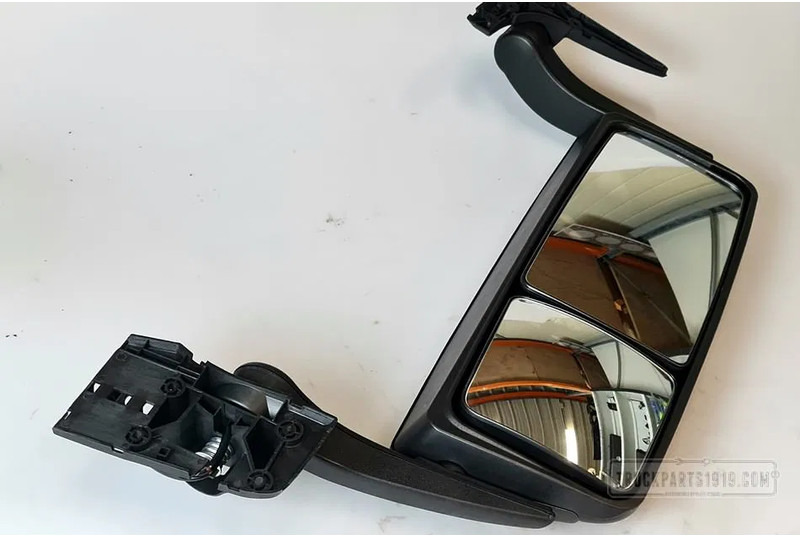 MAN 81.63730-6561 Buitenspiegel cpl Re. TGX - Зеркало заднего вида для Грузовиков: фото 1 MAN 81.63730-6561 Buitenspiegel cpl Re. TGX - Зеркало заднего вида для Грузовиков: фото 1