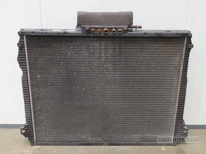 Scania 2439722 Radiateur - Радиатор для Грузовиков: фото 1 Scania 2439722 Radiateur - Радиатор для Грузовиков: фото 1