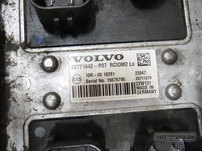 Volvo 22771642 Regeleenheid RCIOM - Блок управления для Грузовиков: фото 2 Volvo 22771642 Regeleenheid RCIOM - Блок управления для Грузовиков: фото 2