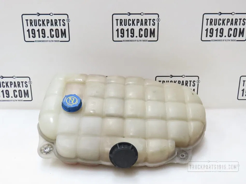 Volvo 22821828 | Koelexpansievat FM - Расширительный бачок для Грузовиков: фото 1 Volvo 22821828 | Koelexpansievat FM - Расширительный бачок для Грузовиков: фото 1