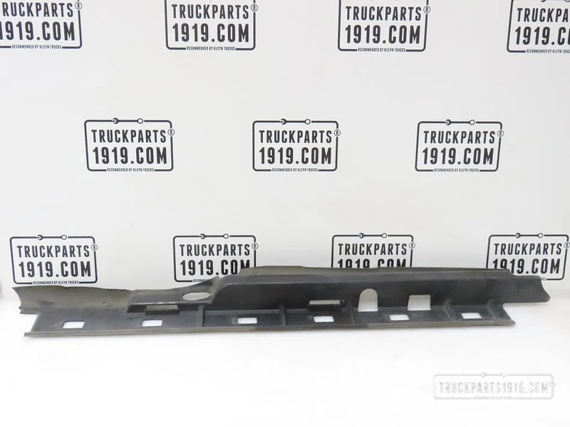 Volvo 22957866 Radiateur lijst Re. FM - Радиатор для Грузовиков: фото 1 Volvo 22957866 Radiateur lijst Re. FM - Радиатор для Грузовиков: фото 1