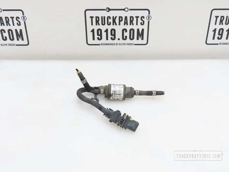 Volvo 84259767 Brandstpomp standkachel - Топливный насос для Грузовиков: фото 1 Volvo 84259767 Brandstpomp standkachel - Топливный насос для Грузовиков: фото 1