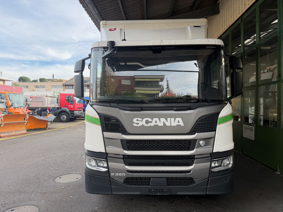 SCANIA P280 - Грузовик с закрытым кузовом: фото 3 SCANIA P280 - Грузовик с закрытым кузовом: фото 3
