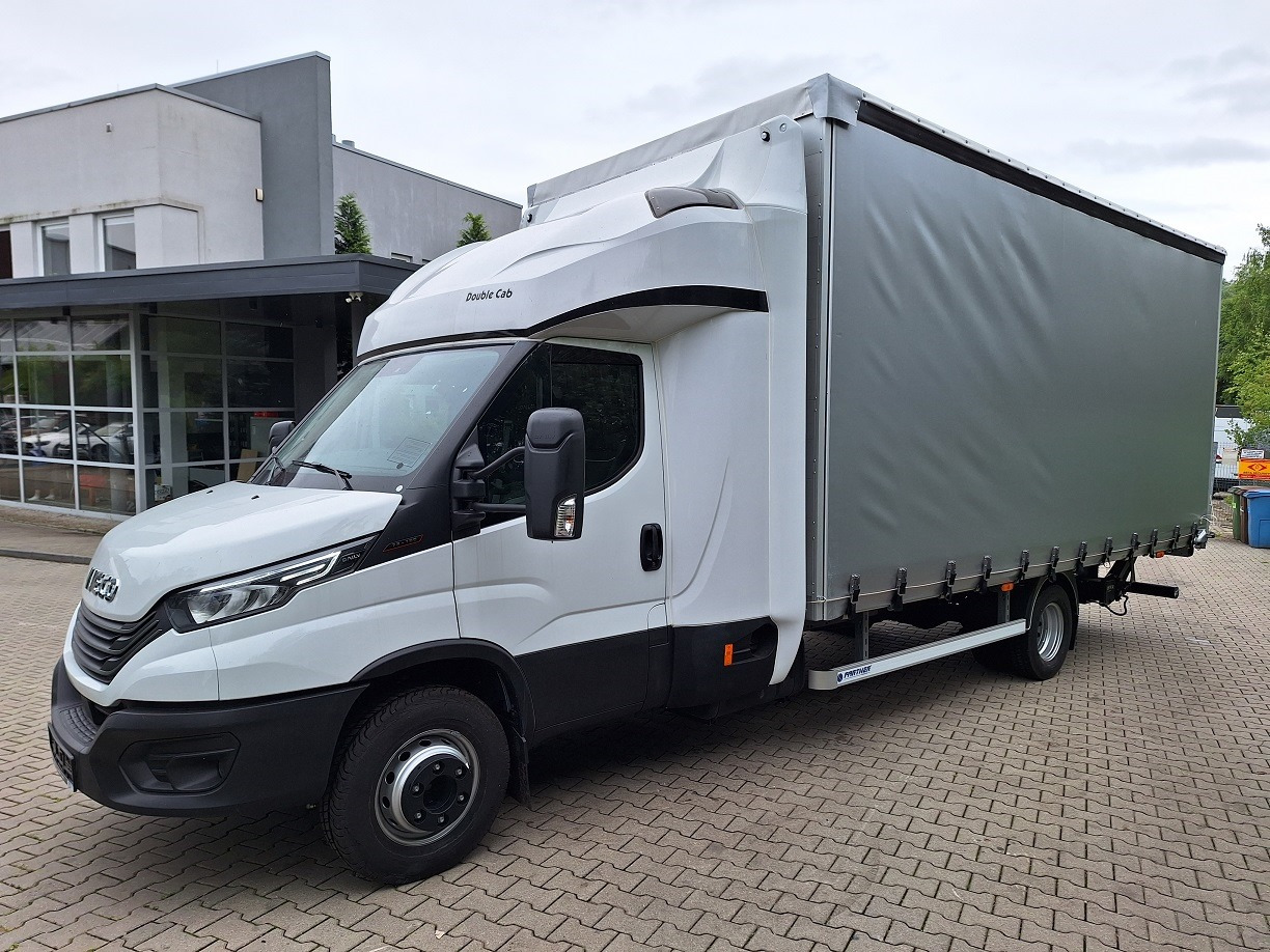 Iveco Daily 70C18 Backsleeper BÄR - Тентованный грузовик: фото 1 Iveco Daily 70C18 Backsleeper BÄR - Тентованный грузовик: фото 1