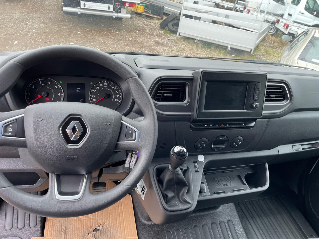 Renault Master Isolierte Koffer Platform - Фургон с закрытым кузовом: фото 3 Renault Master Isolierte Koffer Platform - Фургон с закрытым кузовом: фото 3