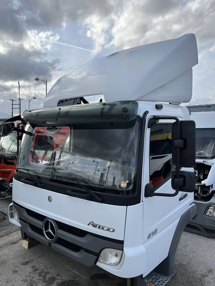 SHORT CAB COMPLETE ATEGO 3 - Кабина и интерьер для Грузовиков: фото 4 SHORT CAB COMPLETE ATEGO 3 - Кабина и интерьер для Грузовиков: фото 4
