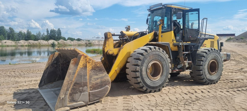 Komatsu WA480-5 - Колёсный погрузчик: фото 1 Komatsu WA480-5 - Колёсный погрузчик: фото 1