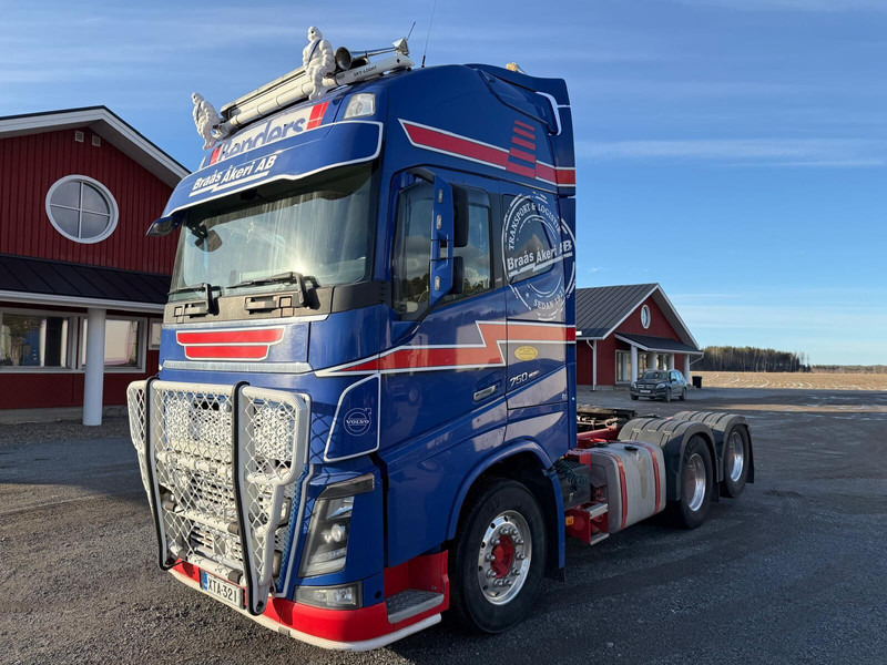 Volvo FH750 - Тягач: фото 2 Volvo FH750 - Тягач: фото 2
