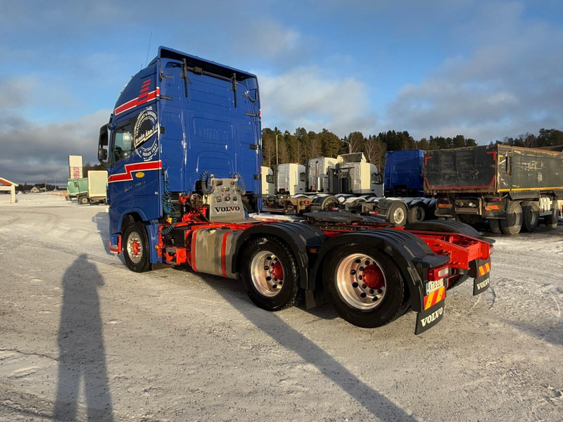 Volvo FH750 - Тягач: фото 4 Volvo FH750 - Тягач: фото 4