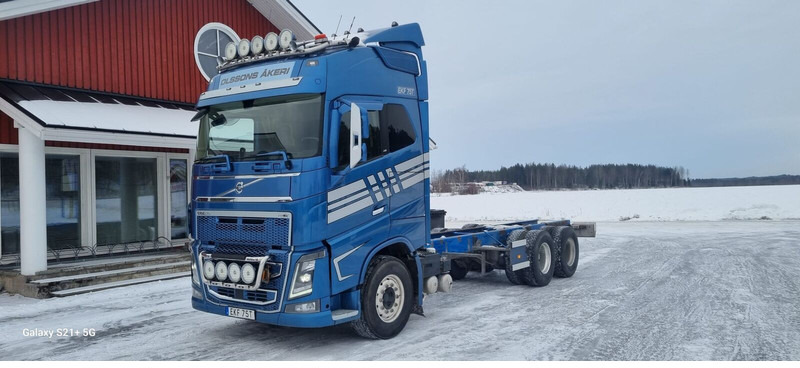 Volvo FH750 - Грузовик-шасси: фото 4 Volvo FH750 - Грузовик-шасси: фото 4