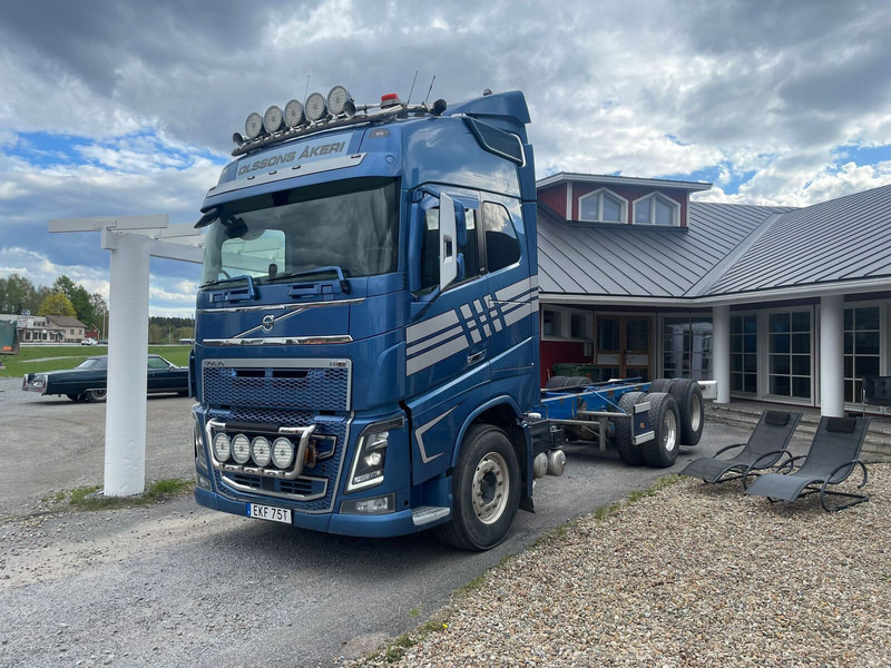 Volvo FH750 - Грузовик-шасси: фото 1 Volvo FH750 - Грузовик-шасси: фото 1