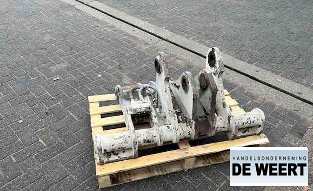 Matt Nielen snelwissel , set met bak en palletvorken - Сцепное устройство: фото 1 Matt Nielen snelwissel , set met bak en palletvorken - Сцепное устройство: фото 1