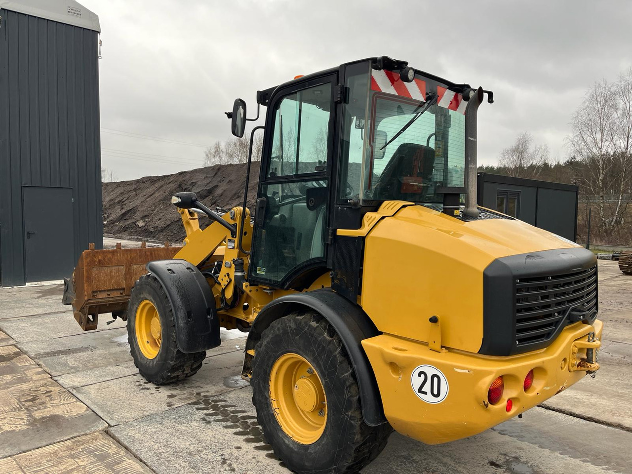 Caterpillar 908M - Колёсный погрузчик: фото 3 Caterpillar 908M - Колёсный погрузчик: фото 3