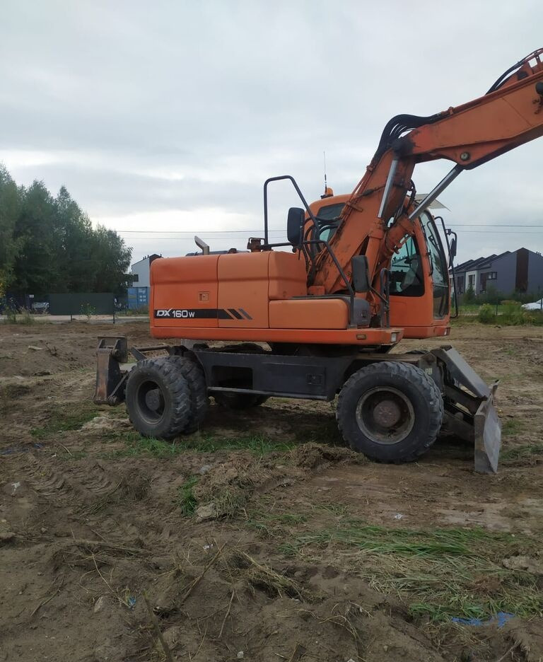 Doosan DX160 w - Колёсный экскаватор: фото 5 Doosan DX160 w - Колёсный экскаватор: фото 5