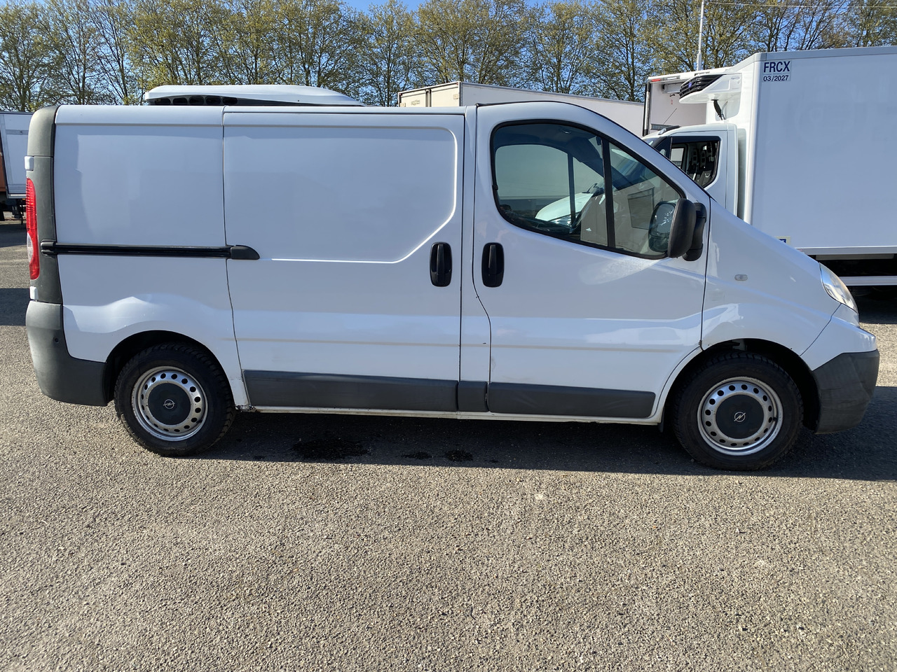 RENAULT trafic frigo - Фургон-рефрижератор: фото 2 RENAULT trafic frigo - Фургон-рефрижератор: фото 2