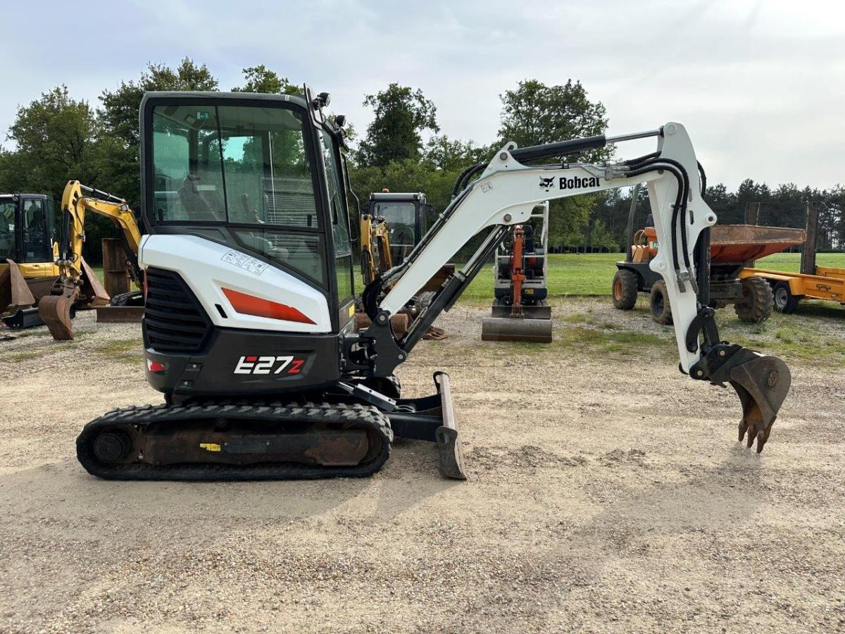 Bobcat E27Z - Мини-экскаватор: фото 3 Bobcat E27Z - Мини-экскаватор: фото 3