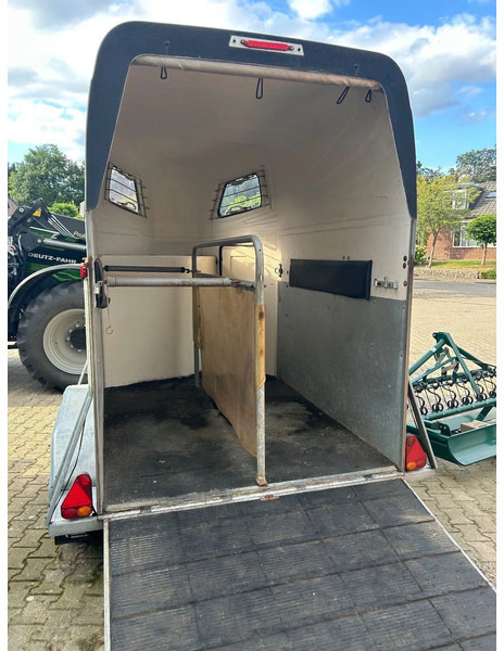Hotrarijs Hotra E-force 2-Paards polyester trailer - Прицеп-коневоз: фото 5 Hotrarijs Hotra E-force 2-Paards polyester trailer - Прицеп-коневоз: фото 5