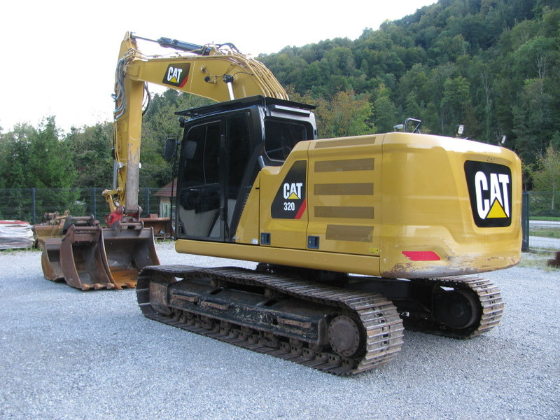 CATERPILLAR 320 with 3 buckets 6.815 houers - Гусеничный экскаватор: фото 4 CATERPILLAR 320 with 3 buckets 6.815 houers - Гусеничный экскаватор: фото 4