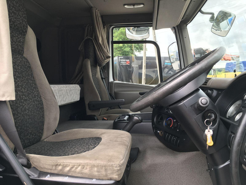 DAF CF 65.220 - Грузовик-шасси: фото 3 DAF CF 65.220 - Грузовик-шасси: фото 3